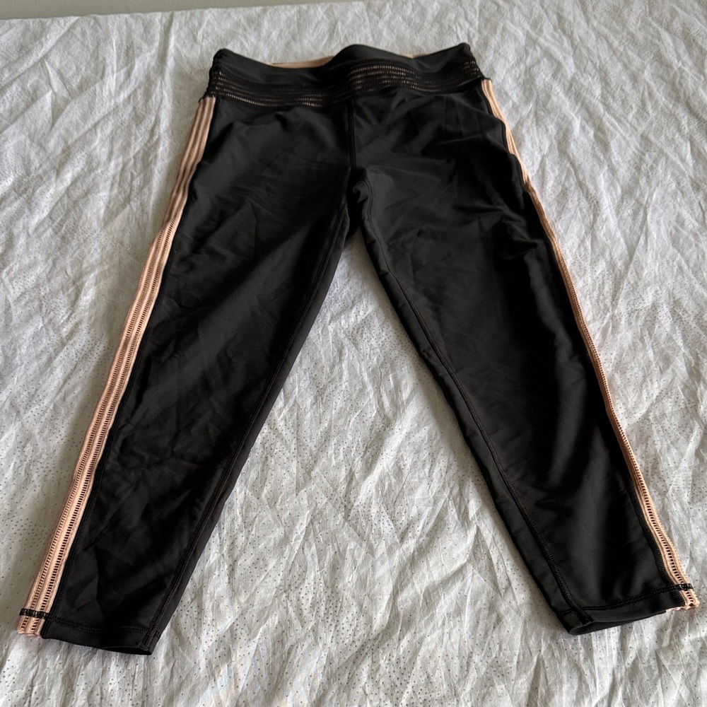 Victoria sport leggings for women’s size M